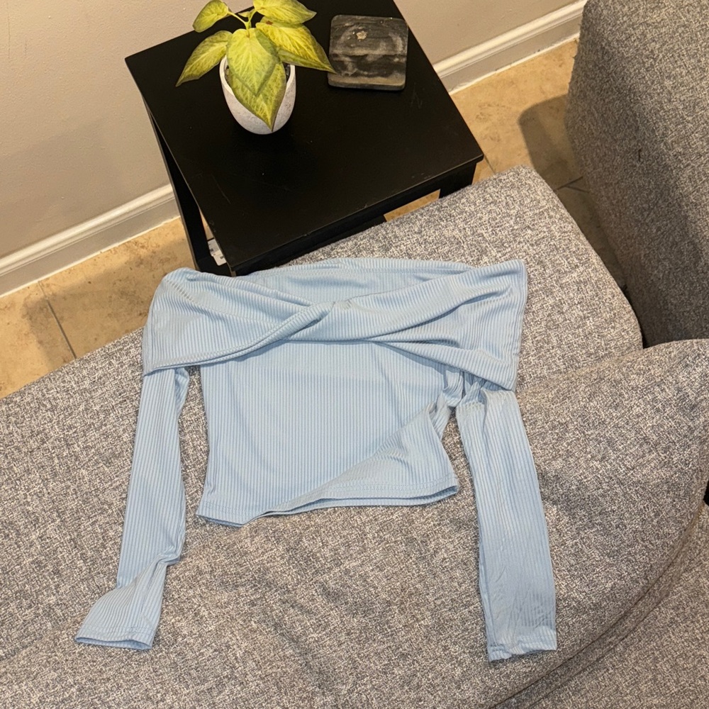 Elegant Blue Off-Shoulder Women's Top